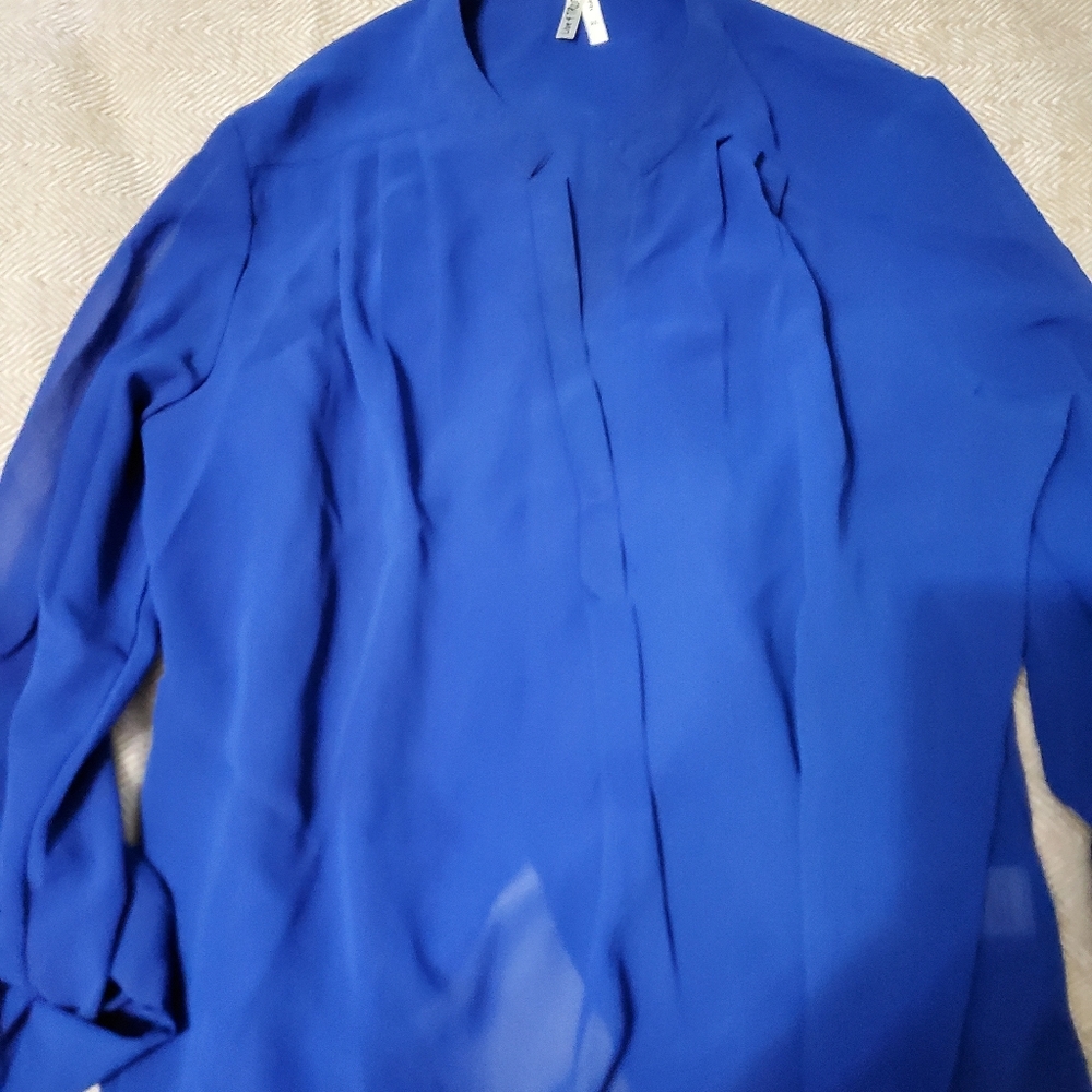 Women's shirt